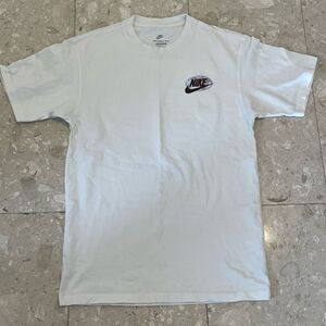 White Nike tshirt